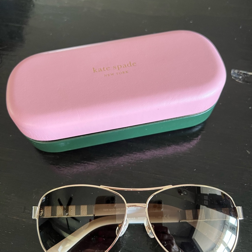 Kate Spade sunglasses with case NWOT